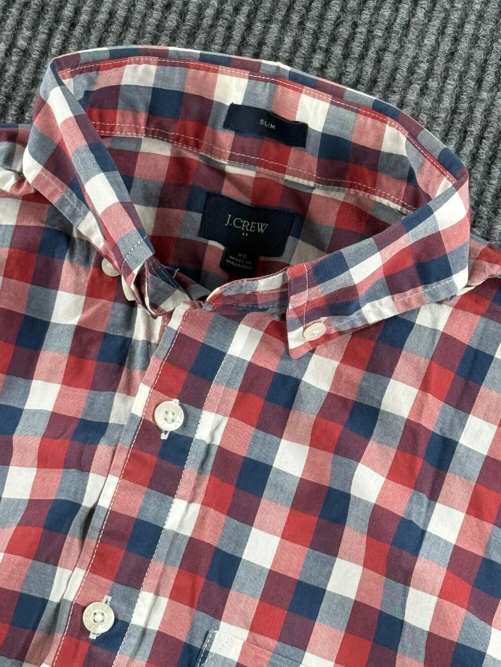 J.Crew Slim Fit Long Sleeve Button Down Mens XS Preppy Blue Red Plaid